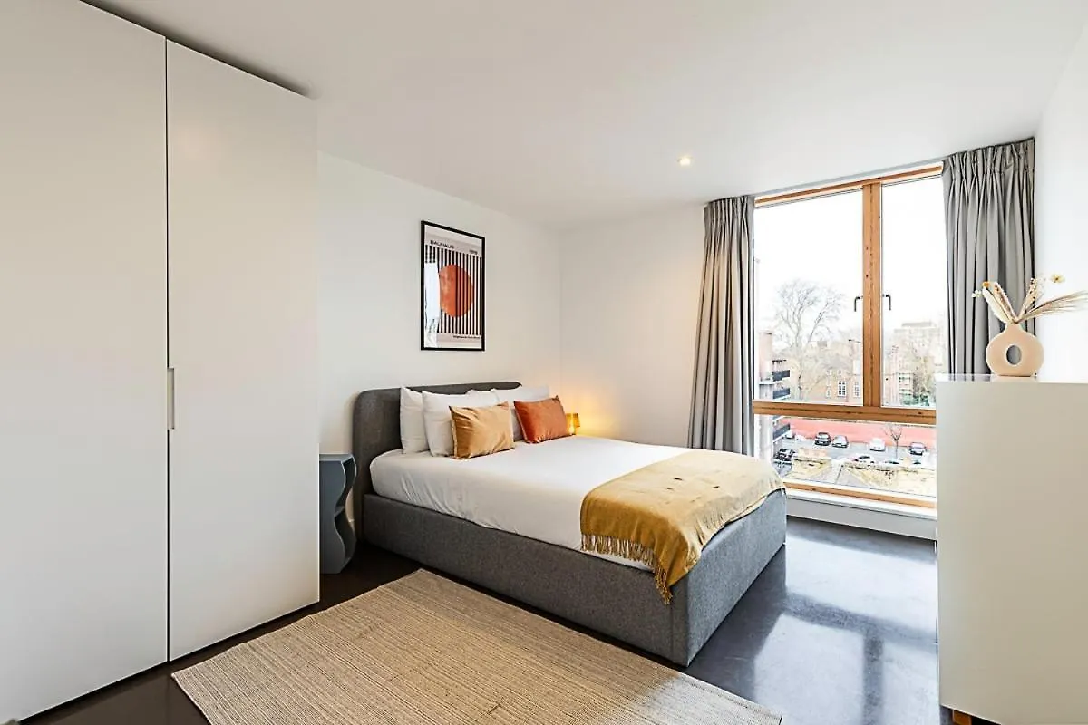 Comfortable Modern Flat In Shoreditch London
