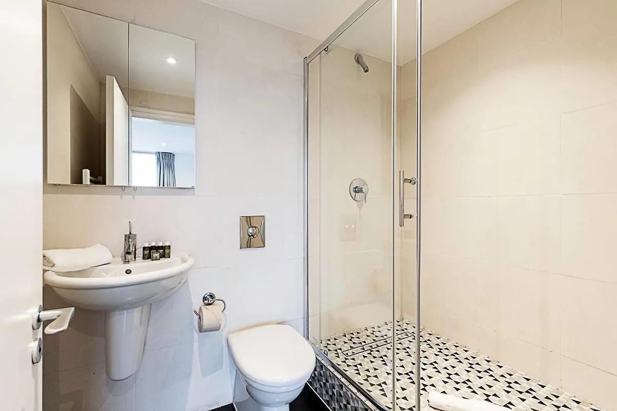 Comfortable Modern Flat In Shoreditch London